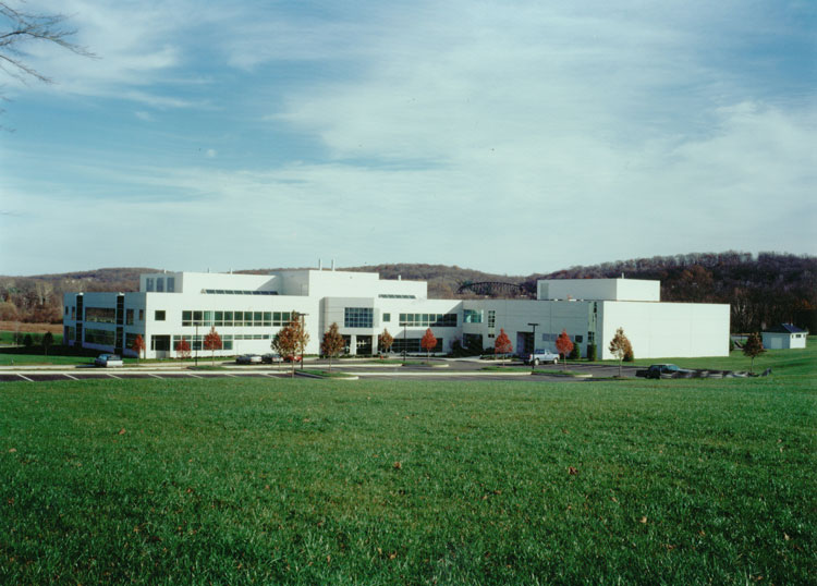 LNP Corporate Offices, exterior